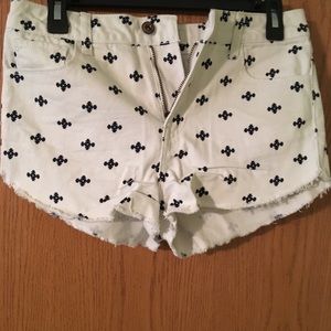 Forever 21 white with blue pattern shorts